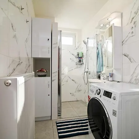 Var-lak Apartament