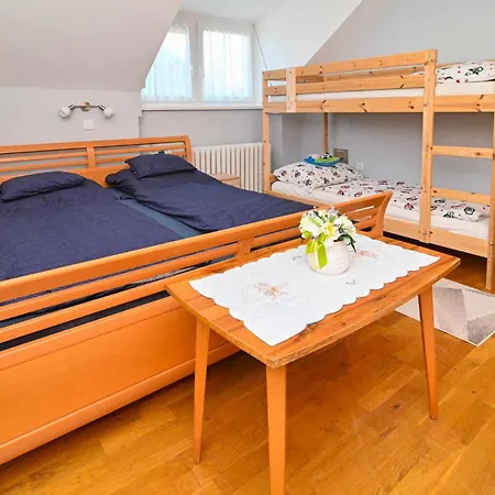 Var-lak Appartement Sümeg