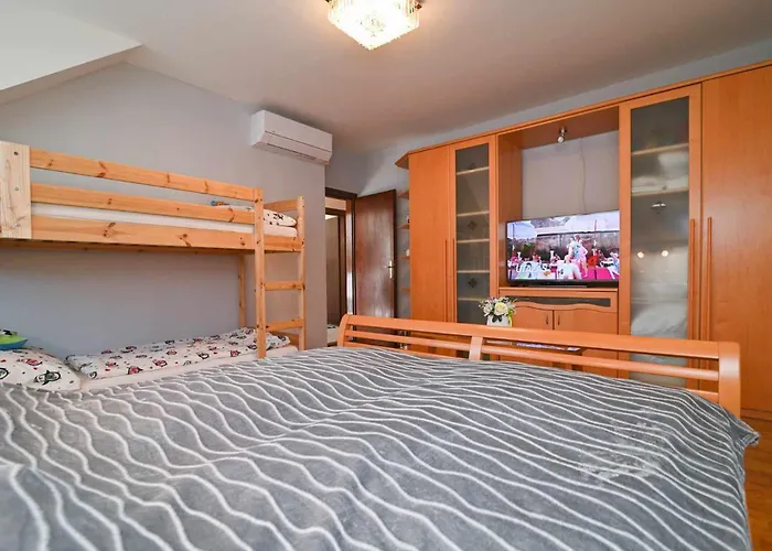 Var-lak Apartmán *